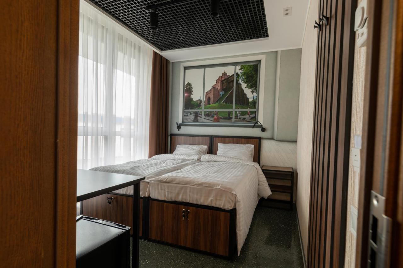 Misto Capsule Hotel Kyiv Exterior photo