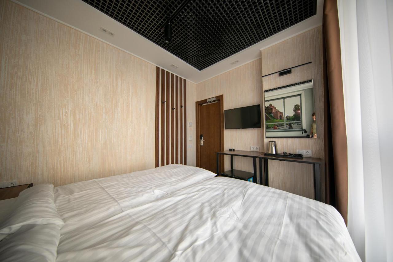 Misto Capsule Hotel Kyiv Exterior photo